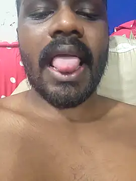 Snapshot of singletamilguy chatting on March 26, 2026, 9:42 pm singletamilguy online show from March 26, 2026, 9:42 pm