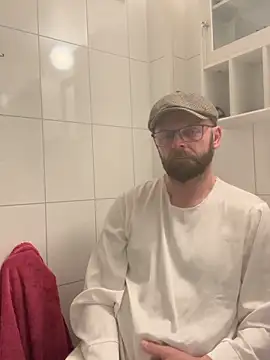 Snapshot of mrmoi1234 chatting on March 18, 2026, 10:57 pm mrmoi1234 online show from March 18, 2026, 10:57 pm