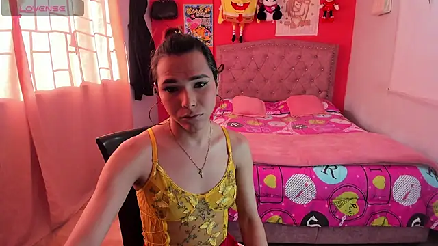 Snapshot of Sofia_Hot_Latina chatting on June 21, 2026, 9:17 pm Sofia Hot Latina online show from June 21, 2026, 9:17 pm