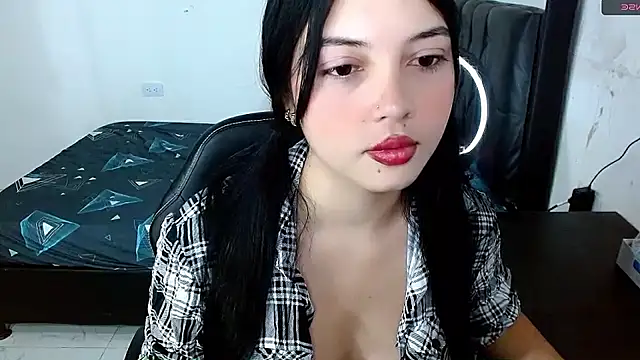 veleria allurin online show from April 29, 2026, 4:22 pm