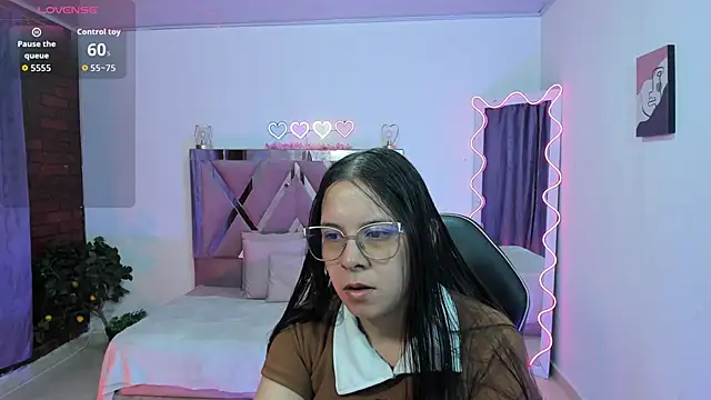 Snapshot of Cristy_tay chatting on April 23, 2026, 11:42 am Cristy tay online show from April 23, 2026, 11:42 am