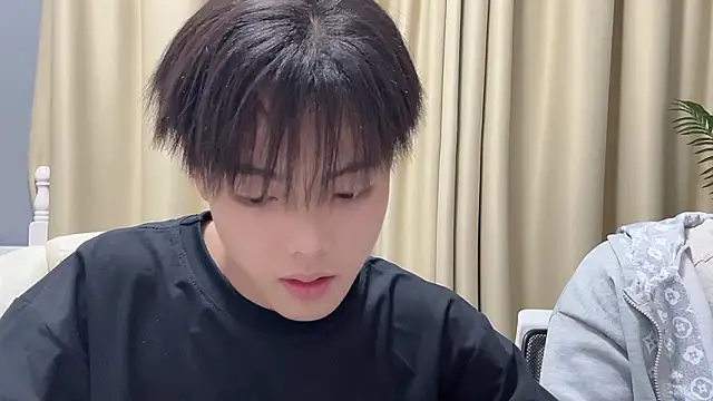 XIAOZHU-01 online show from March 20, 2026, 12:54 pm