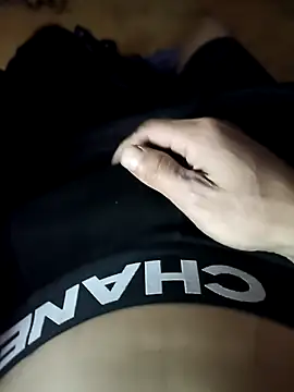 andriws15 online show from March 19, 2026, 6:28 am