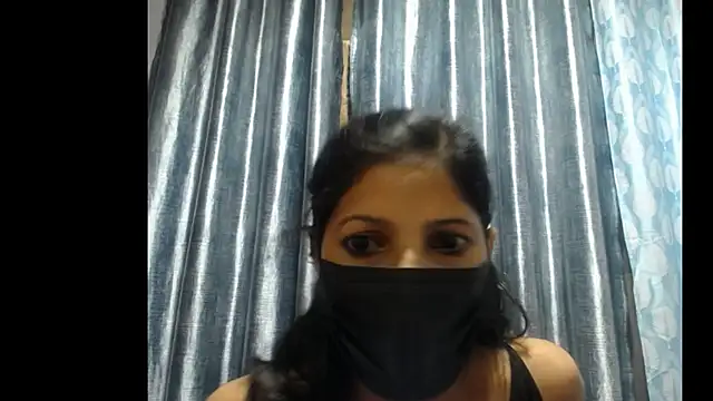 Snapshot of Nora_99 chatting on May 7, 2026, 4:40 am Nora 99 online show from May 7, 2026, 4:40 am
