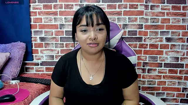SofiiaCutee online show from May 13, 2026, 2:31 am