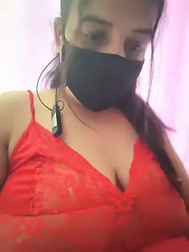 REENA-STRIP online show from May 19, 2026, 6:20 am
