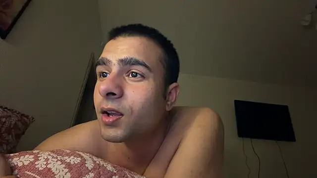 Snapshot of Daniel_ice chatting on May 18, 2026, 9:09 pm Daniel ice online show from May 18, 2026, 9:09 pm