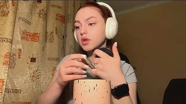 alisaonlyforu online show from April 5, 2026, 3:15 am