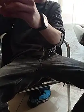 Skinboy06 online show from April 24, 2026, 10:39 am