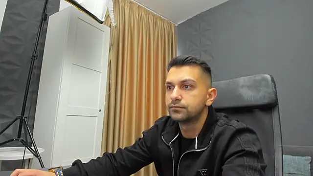 Snapshot of BryceReign chatting on March 21, 2026, 5:34 am BryceReign online show from March 21, 2026, 5:34 am