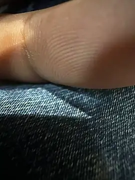 sexy nudecouples143 online show from March 19, 2026, 1:48 pm