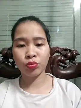 Snapshot of AmyLinee_01 chatting on March 20, 2026, 7:02 am AmyLinee 01 online show from March 20, 2026, 7:02 am