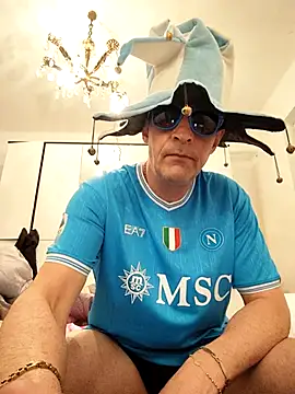 Snapshot of FINCHELABARCAVA chatting on April 10, 2026, 1:00 am FINCHELABARCAVA online show from April 10, 2026, 1:00 am