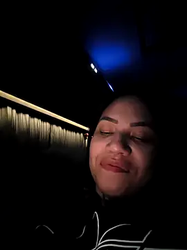 millacavalona09 online show from March 21, 2026, 12:59 am