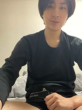 youta200 online show from April 18, 2026, 2:37 am
