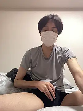 youta200 online show from April 20, 2026, 1:47 pm