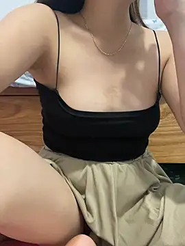  Love-Anna  online show from June 28, 2026, 4:02 pm