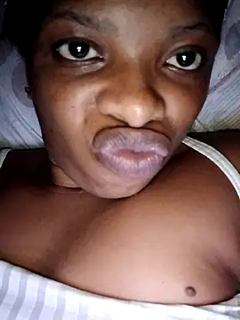 Snapshot of Smalltitiesxxx chatting on March 21, 2026, 10:57 pm Smalltitiesxxx online show from March 21, 2026, 10:57 pm