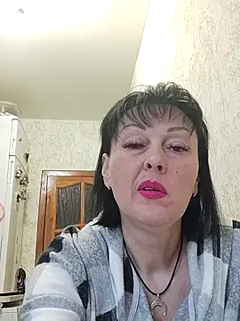 Snapshot of HelgaDennis chatting on April 13, 2026, 3:56 am HelgaDennis online show from April 13, 2026, 3:56 am