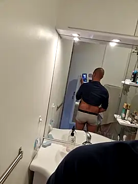 Snapshot of Justfunfree chatting on March 27, 2026, 3:01 pm Justfunfree online show from March 27, 2026, 3:01 pm