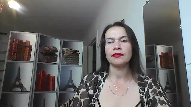 Selena Moo online show from July 25, 2026, 8:12 am