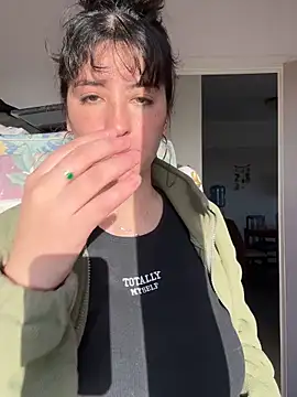 StefyStevis online show from May 17, 2026, 7:43 pm