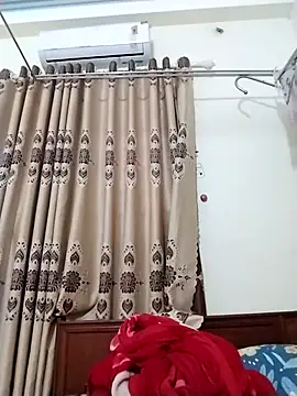 Snapshot of Moubie1 chatting on March 21, 2026, 4:28 am Moubie1 online show from March 21, 2026, 4:28 am