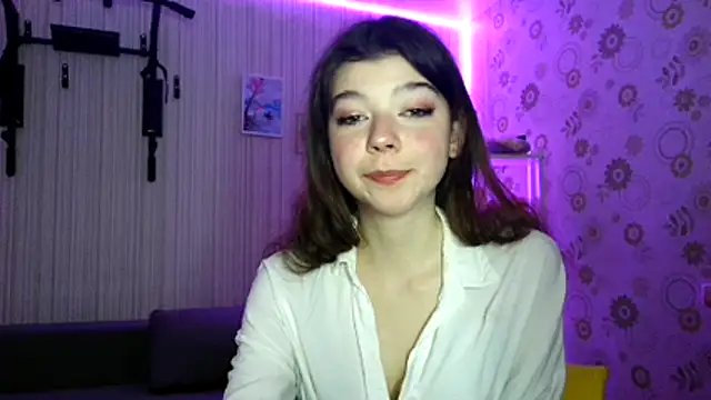 Your Little Sophie online show from March 23, 2026, 10:58 pm