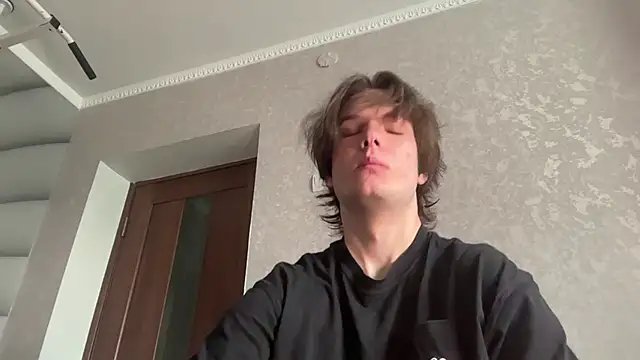 tomasdickpick online show from May 1, 2026, 8:08 am