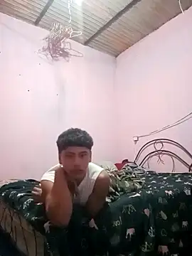 Hotsmale online show from March 20, 2026, 7:19 pm