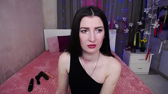 EvelinCuper  online show from April 27, 2026, 5:27 am
