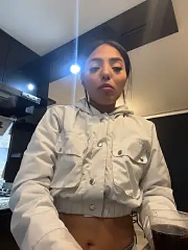 Velunett 19 online show from March 27, 2026, 1:33 am