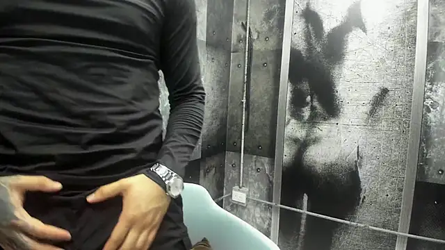 Snapshot of Gury_tattoo chatting on June 30, 2026, 7:59 pm Gury tattoo online show from June 30, 2026, 7:59 pm