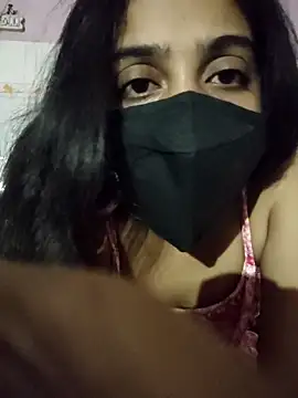 Snapshot of ALIZA_FENDY chatting on June 18, 2026, 7:07 pm ALIZA FENDY online show from June 18, 2026, 7:07 pm