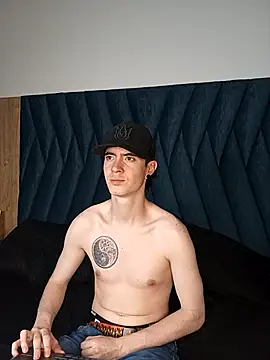 lio     online show from March 30, 2026, 3:18 am