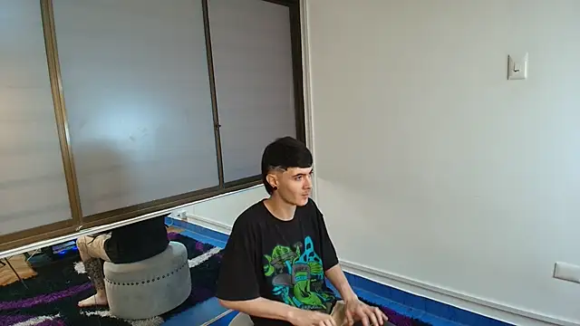 lio     online show from April 3, 2026, 2:53 am