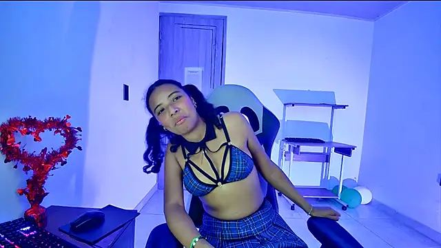 Ellie Cute7 online show from April 30, 2026, 8:57 pm