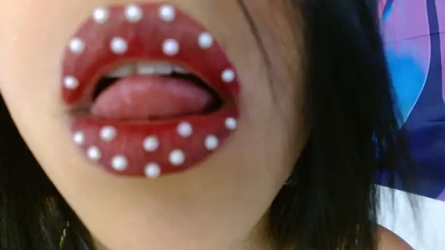 alessialux online show from June 24, 2026, 1:43 pm
