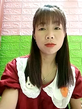 AmyLinee01 online show from July 7, 2026, 6:47 am
