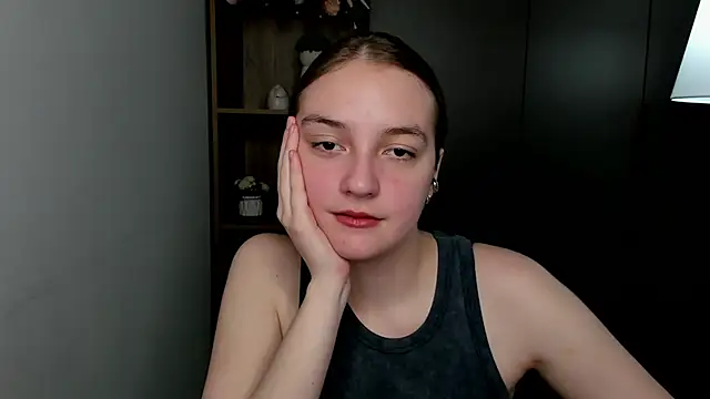 Snapshot of AmiBeguhl chatting on March 23, 2026, 2:15 am AmiBeguhl online show from March 23, 2026, 2:15 am