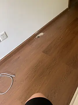 xiaojuan520 online show from April 25, 2026, 5:32 am