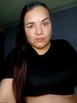 Snapshot of Zuleyka_69 chatting on April 5, 2026, 10:01 am Zuleyka 69 online show from April 5, 2026, 10:01 am