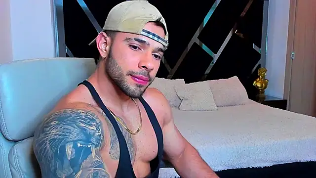 Raytorres online show from April 9, 2026, 11:54 pm