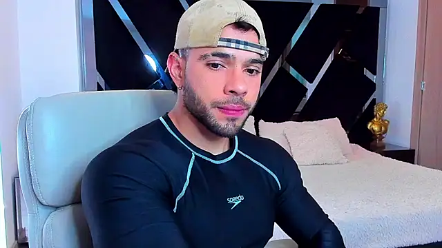 Raytorres online show from April 24, 2026, 8:00 pm