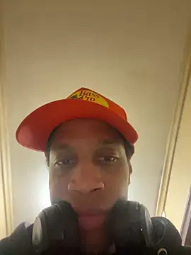 PHAT FTM KLIT87 online show from April 1, 2026, 11:57 pm