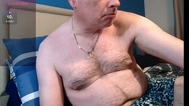 Pauly Andrew online show from April 24, 2026, 8:22 pm