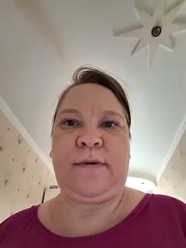 Snapshot of _Yourpussy_ chatting on May 9, 2026, 6:07 am Yourpussy online show from May 9, 2026, 6:07 am
