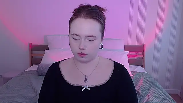 Snapshot of SelenaLily chatting on March 28, 2026, 12:38 pm SelenaLily online show from March 28, 2026, 12:38 pm