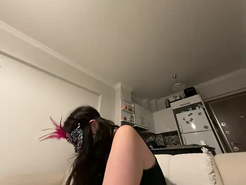 lilyums online show from July 21, 2026, 7:49 pm