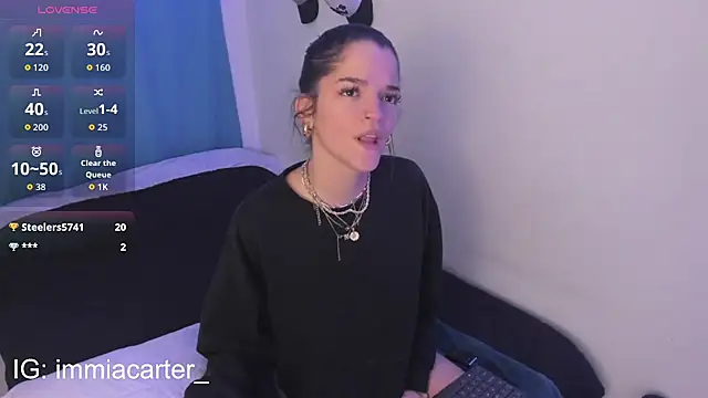 miaxcarter online show from April 1, 2026, 11:02 pm